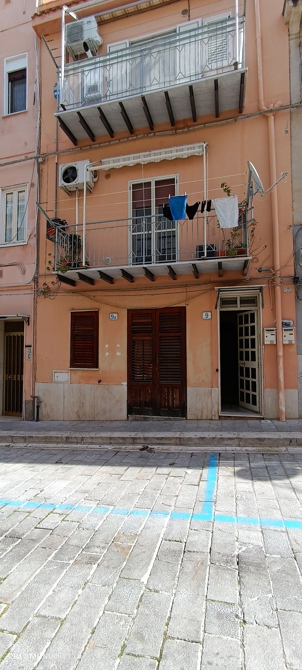 Rif.124  Abitazione al piano terra zona piazza Garibaldi Campofelice di Roccella